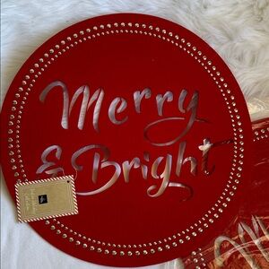 Home wear Brand. “Merry&Bright” round placemat Red